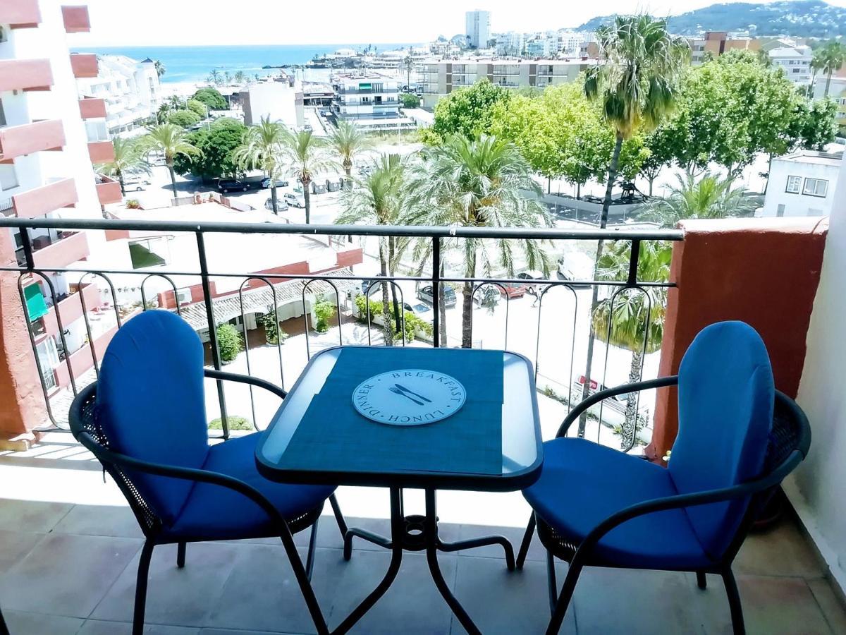 Apartamento, vistas al mar, a 3 minutos de la playa caminando Jávea Exterior foto